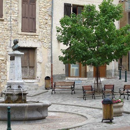 مبيت وإفطار Veynes Au Vieux Tilleul المظهر الخارجي الصورة